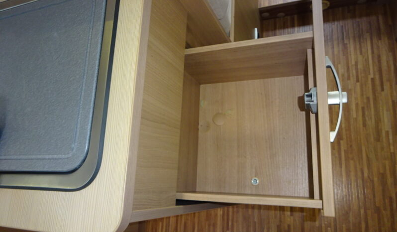 BURSTNER IXEO 666 pieno