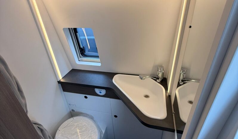 VANTOURER 600 D 2026 pieno